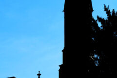 kirche-muenchberg-gegenlicht-q_HKU